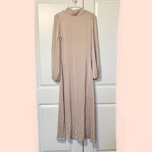 Zahraa the Label Light Pink Satin Long Sleeve Maxi Dress